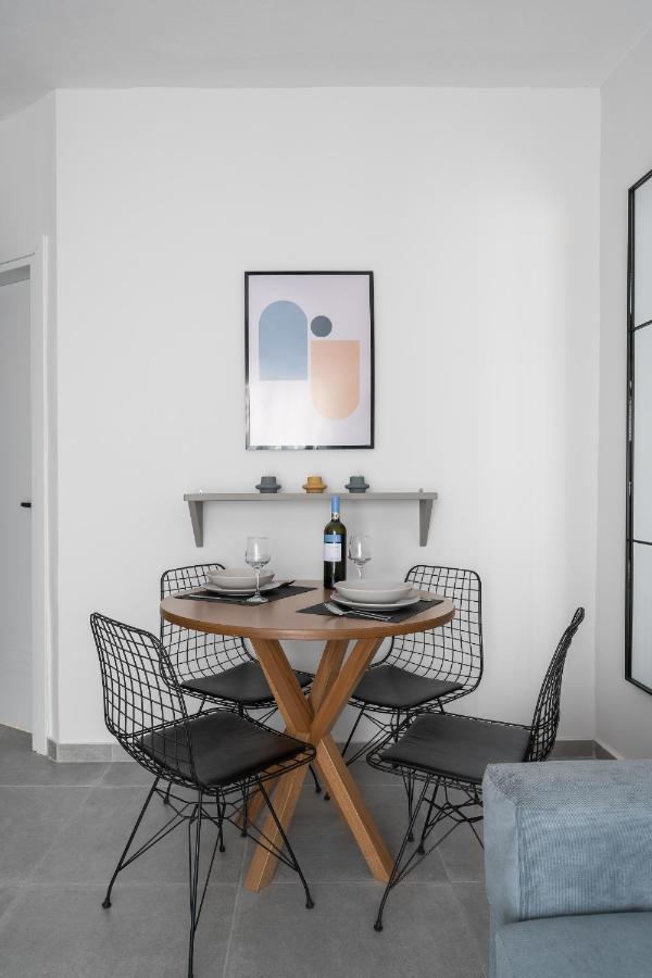 Feidias Apartment - 1 Bedroom テッサロニキ エクステリア 写真